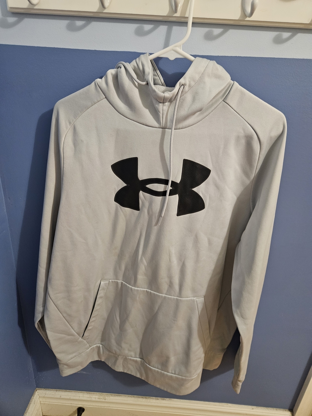 Under Armour White Pullover Hoodie with Black Logo